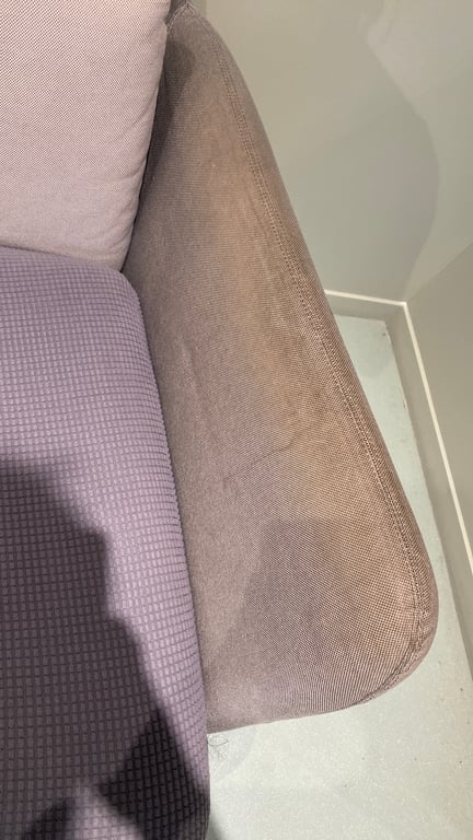 Canapé rectangulaire avec accoudoirs