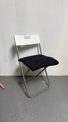 Chaise de cafétéria IKEA Gunde blanc avec coussin - 3-4
