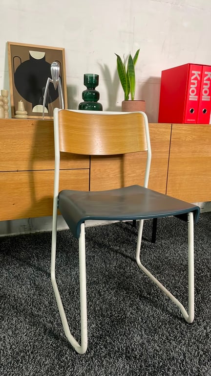 Chaise de cafétéria VG&P Canteen Utility Chair