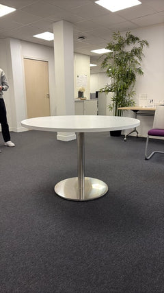 Table ronde 120x120 blanc - 3-4