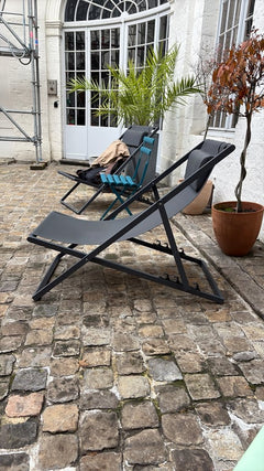 Chaise d'extérieur en métal et résille grise - 3-4