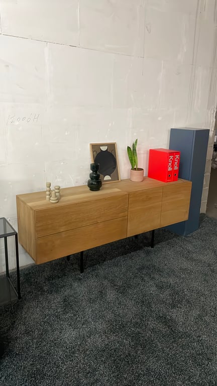 Enfilade scandinave à 4 portes