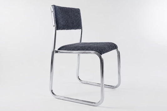 Chaise traineau en métal chromé tissu bleu