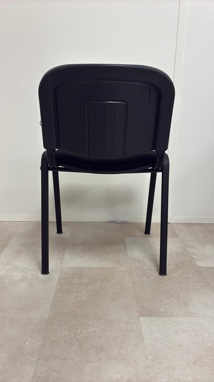 Chaise de réunion tissu noir - 3-4