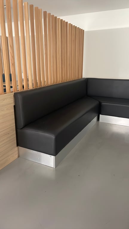 Banc en Cuir et Métal