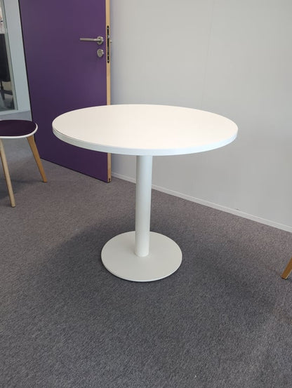 Table polyvalente ronde