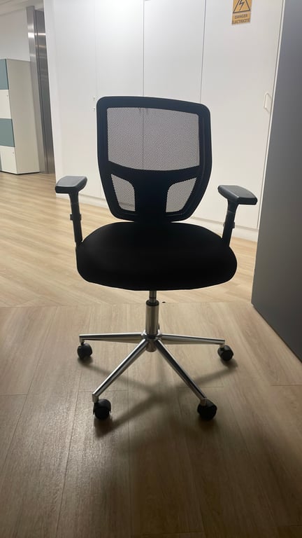 Fauteuil de bureau résille noir - 3-4