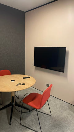 Écran Samsung 110x64 - ambiance