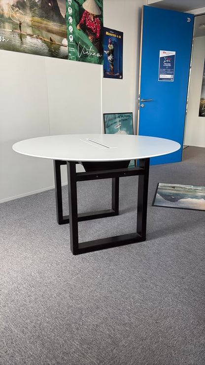 Table de réunion ronde avec top access