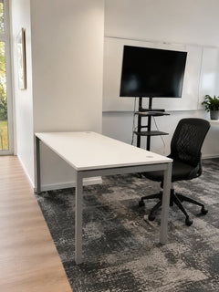 Bureau droit 160x80 en bois mélaminé et métal