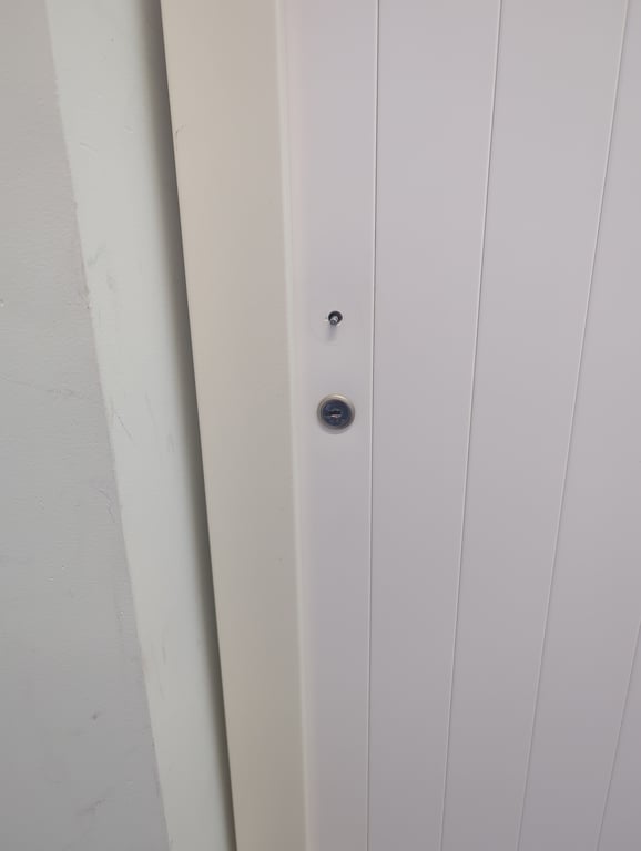 Armoire Basse avec Portes Coulissantes