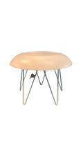 Table basse ronde en métal blanc