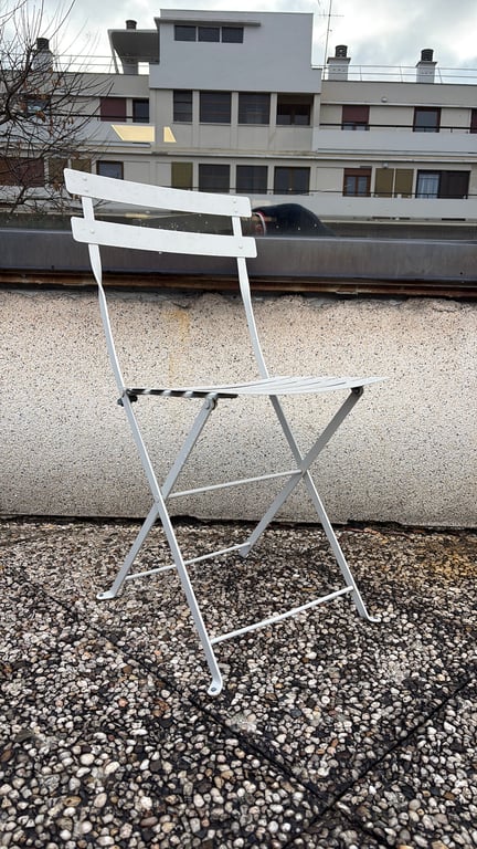 Chaise pliante extérieure grise - 3-4