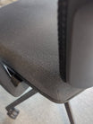 Fauteuil de bureau en résille, piètement étoile