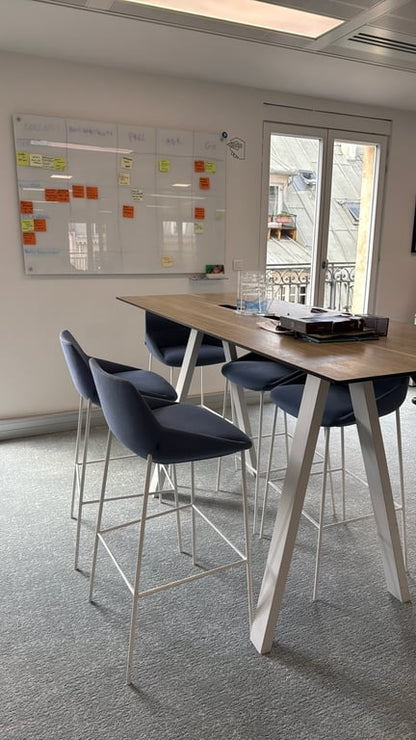 Chaise Haute Bleu en Tissu avec Pieds Métalliques