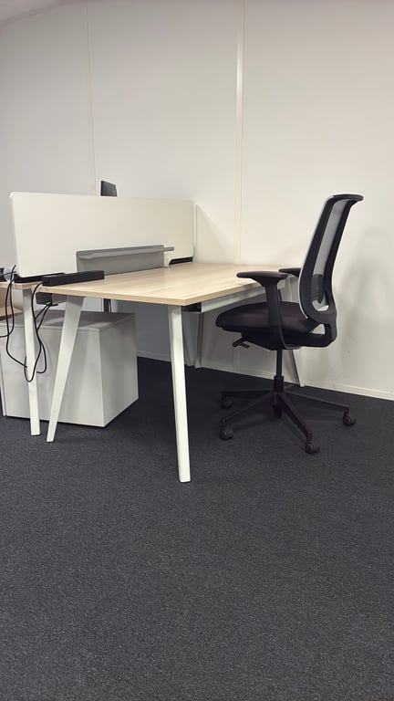 Bureau droit - 3-4