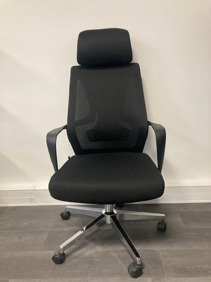 Fauteuil de bureau avec têtière et roulettes