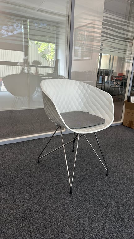 Chaise de réunion Metalmobil avec accoudoirs - 3-4