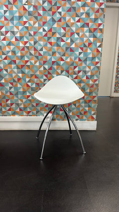 Chaise cafétéria - design moderne - face