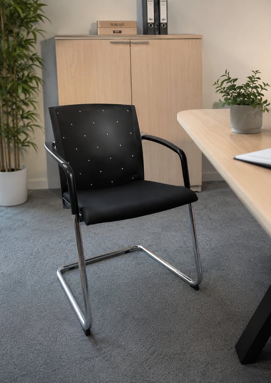 Chaise de réunion Koenig+Neurath Noir