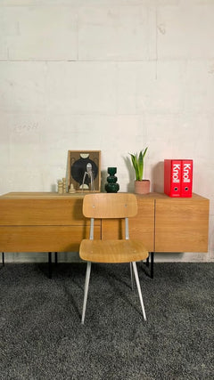 Chaise de cafétéria 'Revolt' par Hay