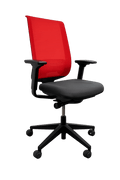 Fauteuil de bureau avec dossier en résille rouge et assise en tissu noir sur piètement en étoile