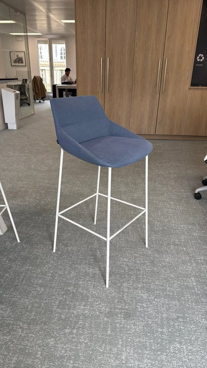 Chaise Haute Bleu en Tissu avec Pieds Métalliques