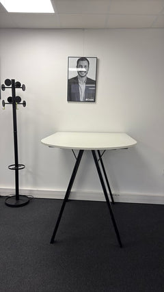 Table haute 140x100 Blanc et Noir - 3-4