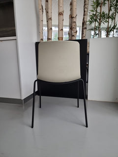 Chaise de cafétéria Enea design