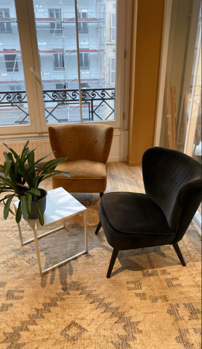 Table basse en métal blanc