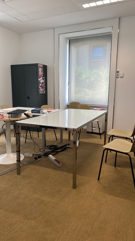Table de réunion 180x85x75 Verre blanc - 3-4