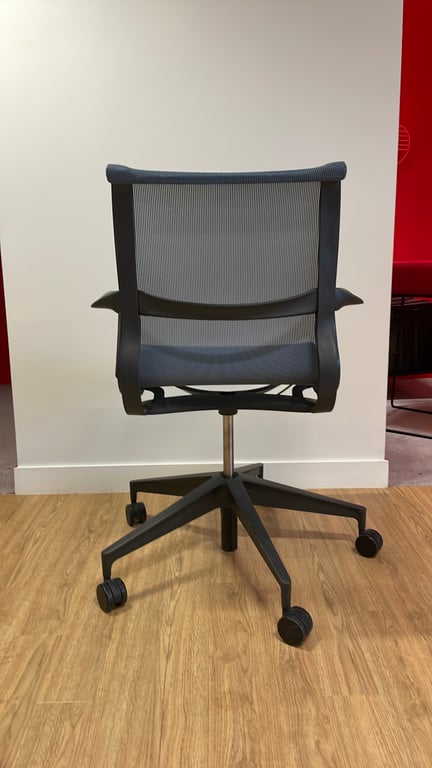 Fauteuil de bureau Setu avec piètement étoile