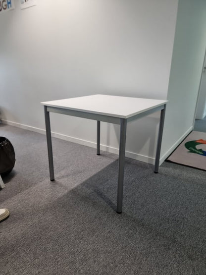 Table polyvalente rectangulaire