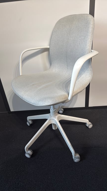Chaise de réunion IKEA Langfjall Gris clair - 3-4