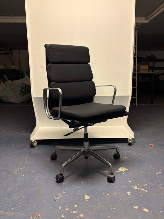 Fauteuil de bureau avec roulettes et rotation