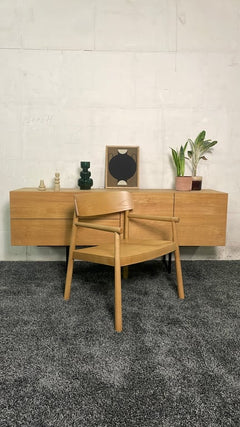 Fauteuil scandinave en bois clair - 3-4