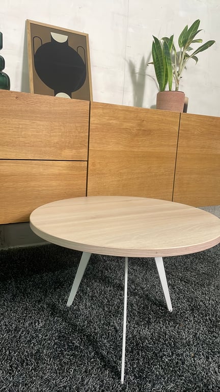 Table basse ronde Actiu - Bend - ambiance