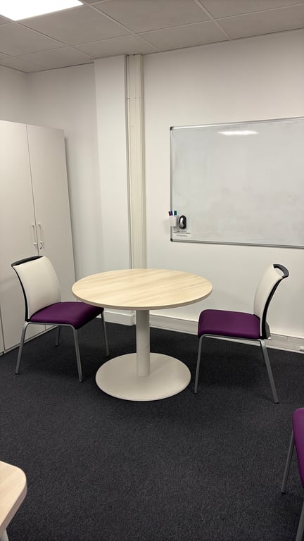 Table ronde 100x100 Steelcase - 3-4