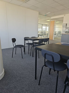 IKEA - Östanö - Chaise de cafétéria en tissu avec dossier plein - ambiance