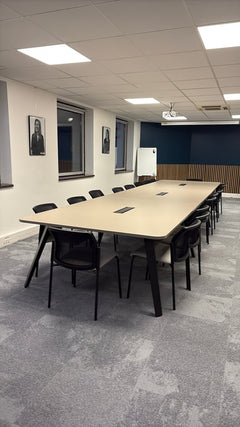 Table de réunion 150x576 cm mélaminé gris clair - 3-4