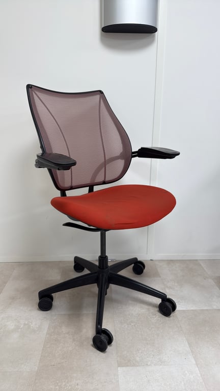 Fauteuil de bureau Humanscale Liberty Rouge - 3-4