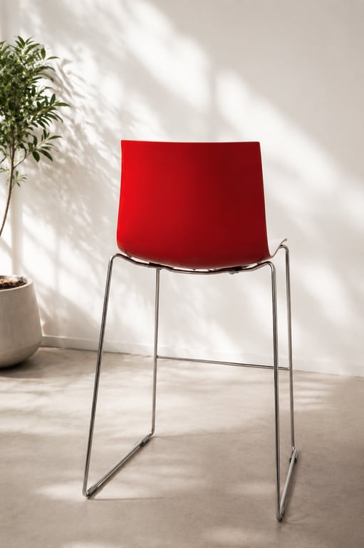 Chaise haute Arper Catifa 46 blanche et rouge