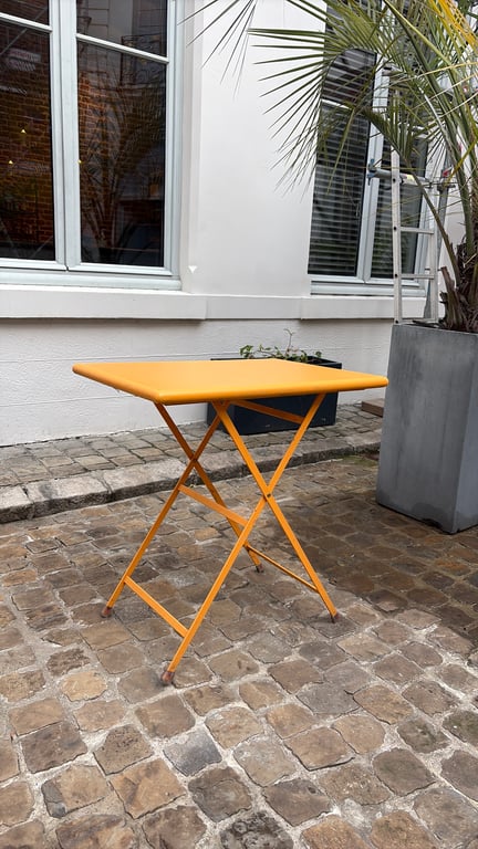 Table d'extérieur rectangulaire rabattable en métal - 3-4