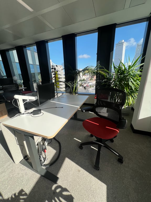 Bureau droit Herman Miller - face