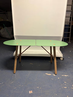 Table basse rectangulaire en métal