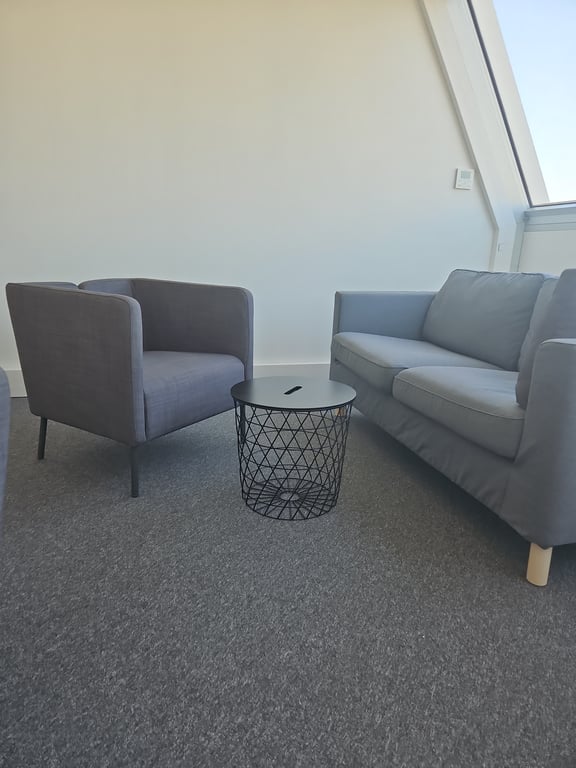 IKEA - Kvistbro - Table basse ronde en bois et métal