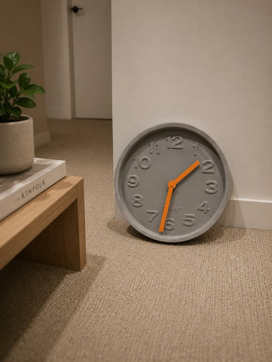 Horloge murale Zuiver Concrete Grise