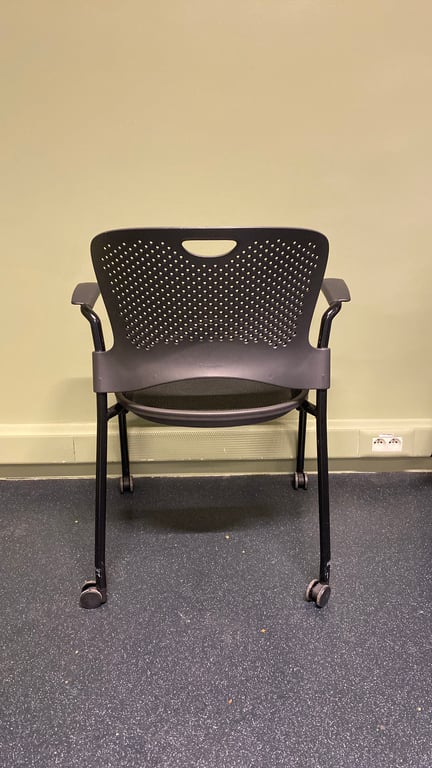 Chaise de réunion Herman Miller Caper Noir - 3-4