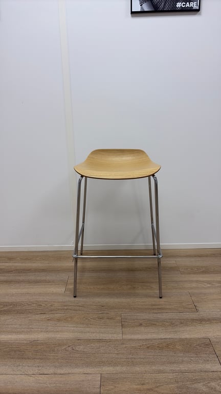 Chaise haute coque bois - 3-4