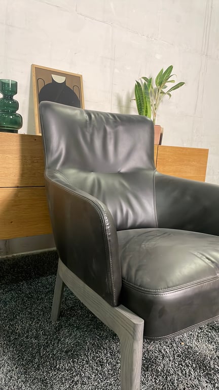 Fauteuil Molteni & C Chelsea en cuir - ambiance